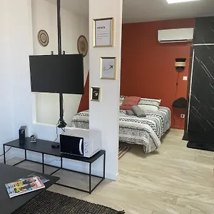 Cosy Tt Confort Proche Aéroport , Colombier-Saugnieu France